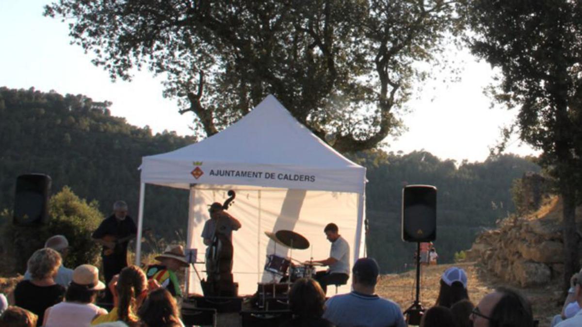 Clou la setena edició del cicle «El Moianès Sona» amb un concert de jazz al castell de Calders  | J. GRANDIA