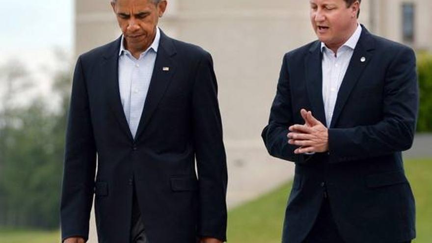 Cameron y Obama prometen una contundente respuesta si Asad usó armas químicas