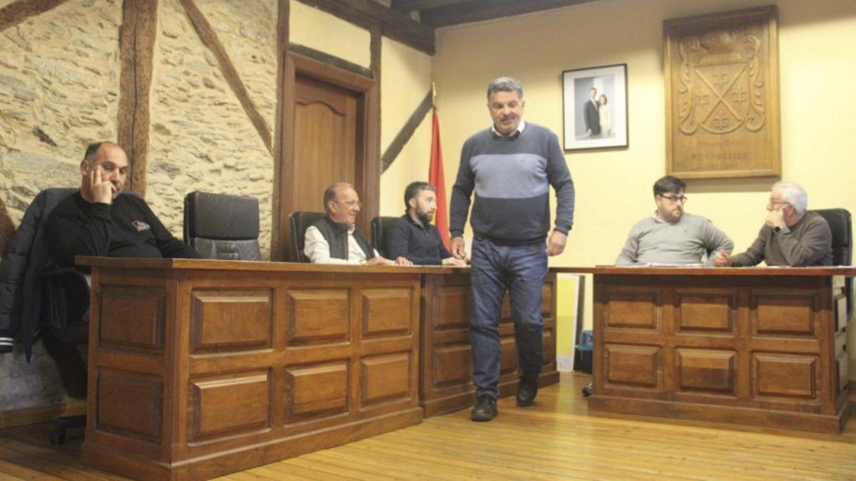 Pleno del Ayuntamiento de Puebla de Sanabria. | A. S.