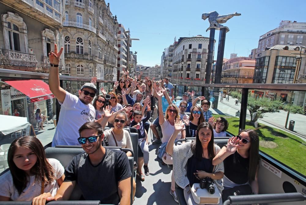 Las familias MolaViajar y Carameluchi y la joven Rebeca Stones comparten con sus seguidores locales los encantos de la ciudad