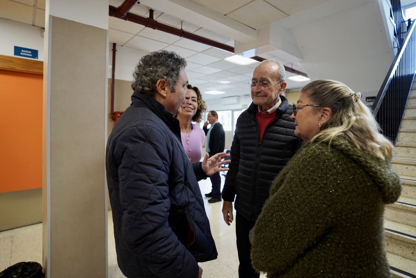 Francisco de la Torre visita los centros municipales en la Nochebuena de 2023.