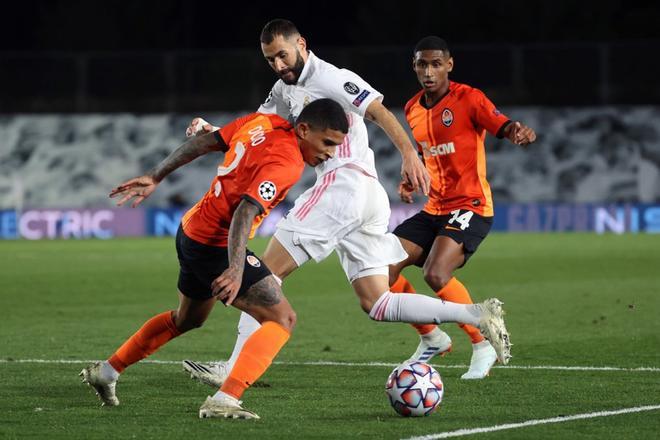 Las imágenes de la derrota del Real Madrid ante el Shakhtar Donetsk, de la primera jornada de la Liga de Campeones en el estadio Alfredo di Stefano