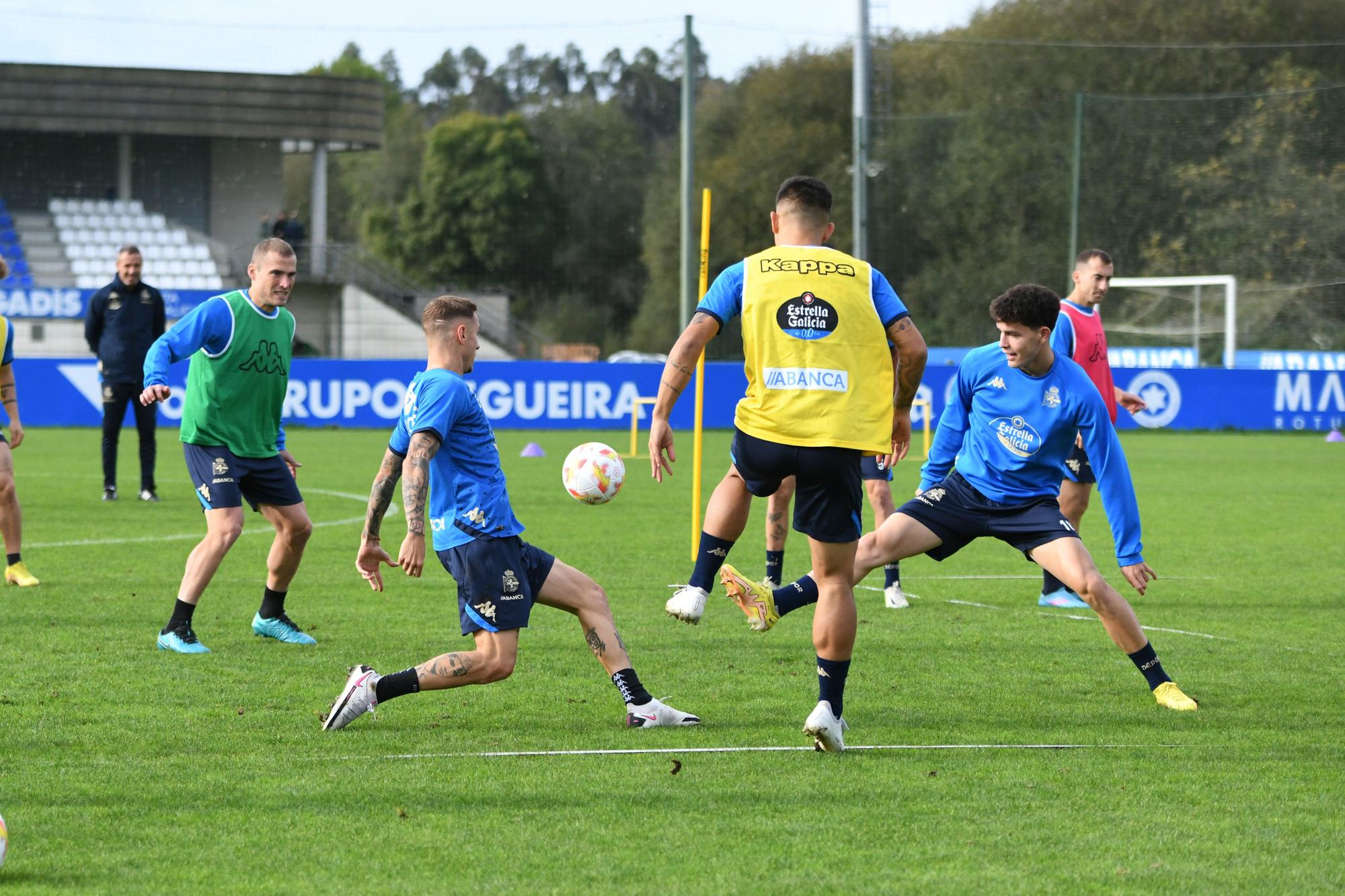 Entrenamiento y lista antes de medirse el Dépor al Castilla