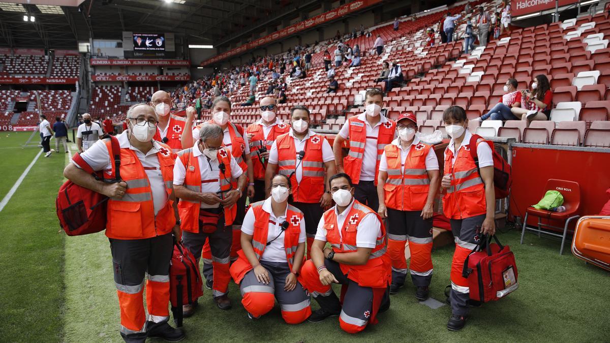 Galería de fotos: así volvió el público a El Molinón