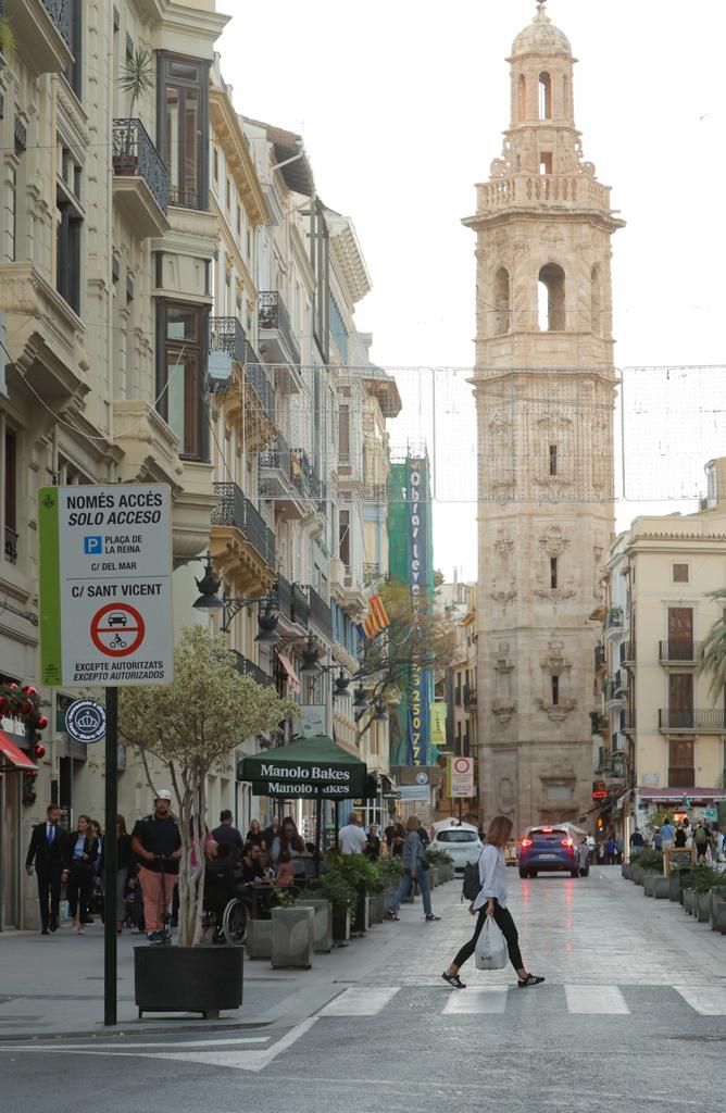 Los autobuses volverán a transitar por la calle de la Paz