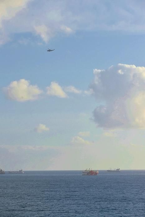 Vertido de combustible tras el accidente de un ferry en el puerto de Las Palmas