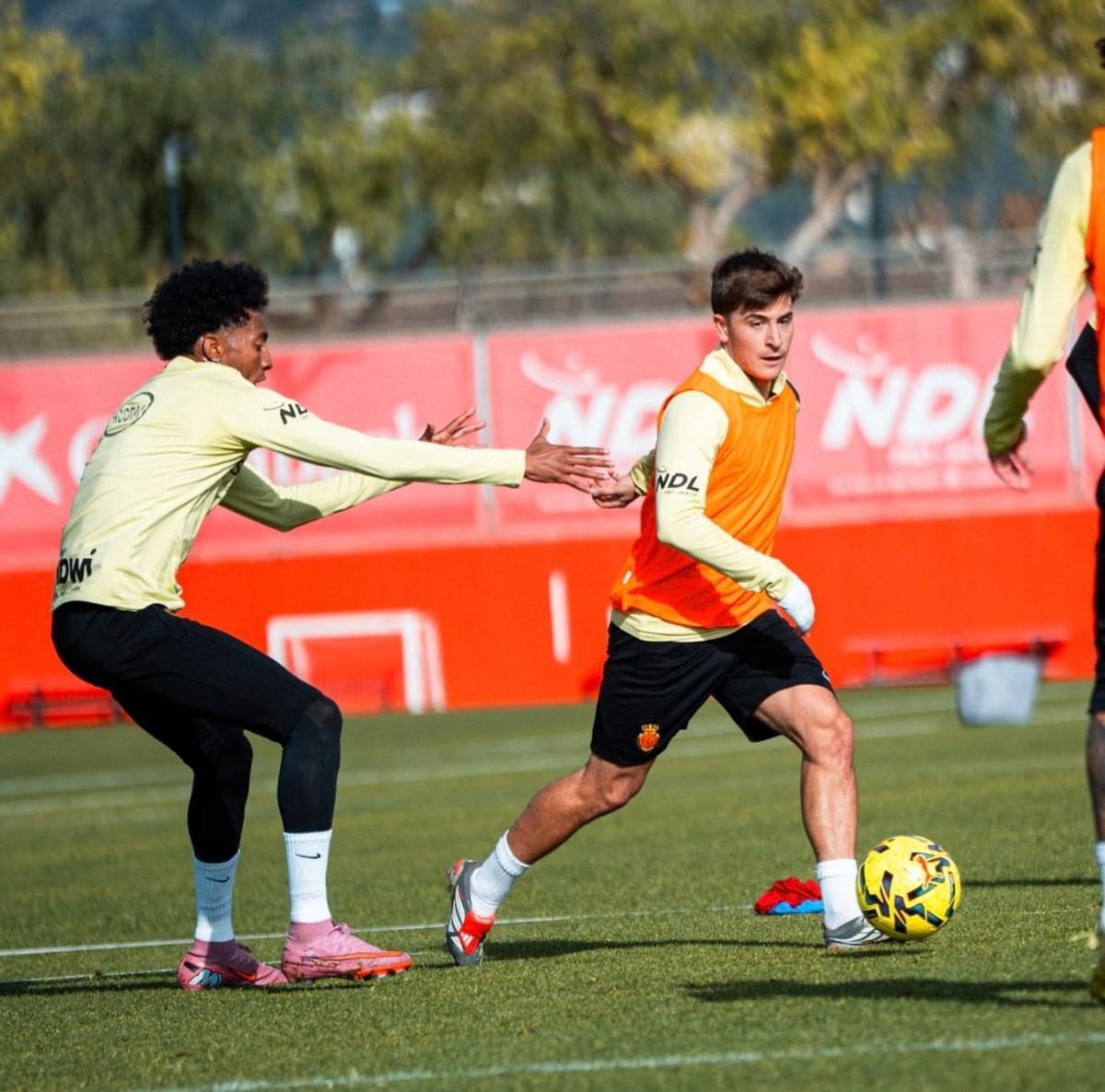 Johan Mojica y Pablo Torre.