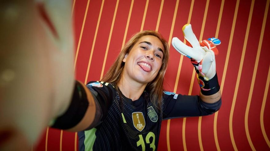 Cata Coll: "Voy con la mente fría y el corazón caliente"