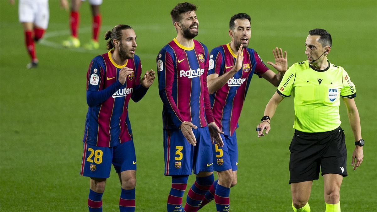 Las tres polémicas acciones dentro del área que el Barça protestó