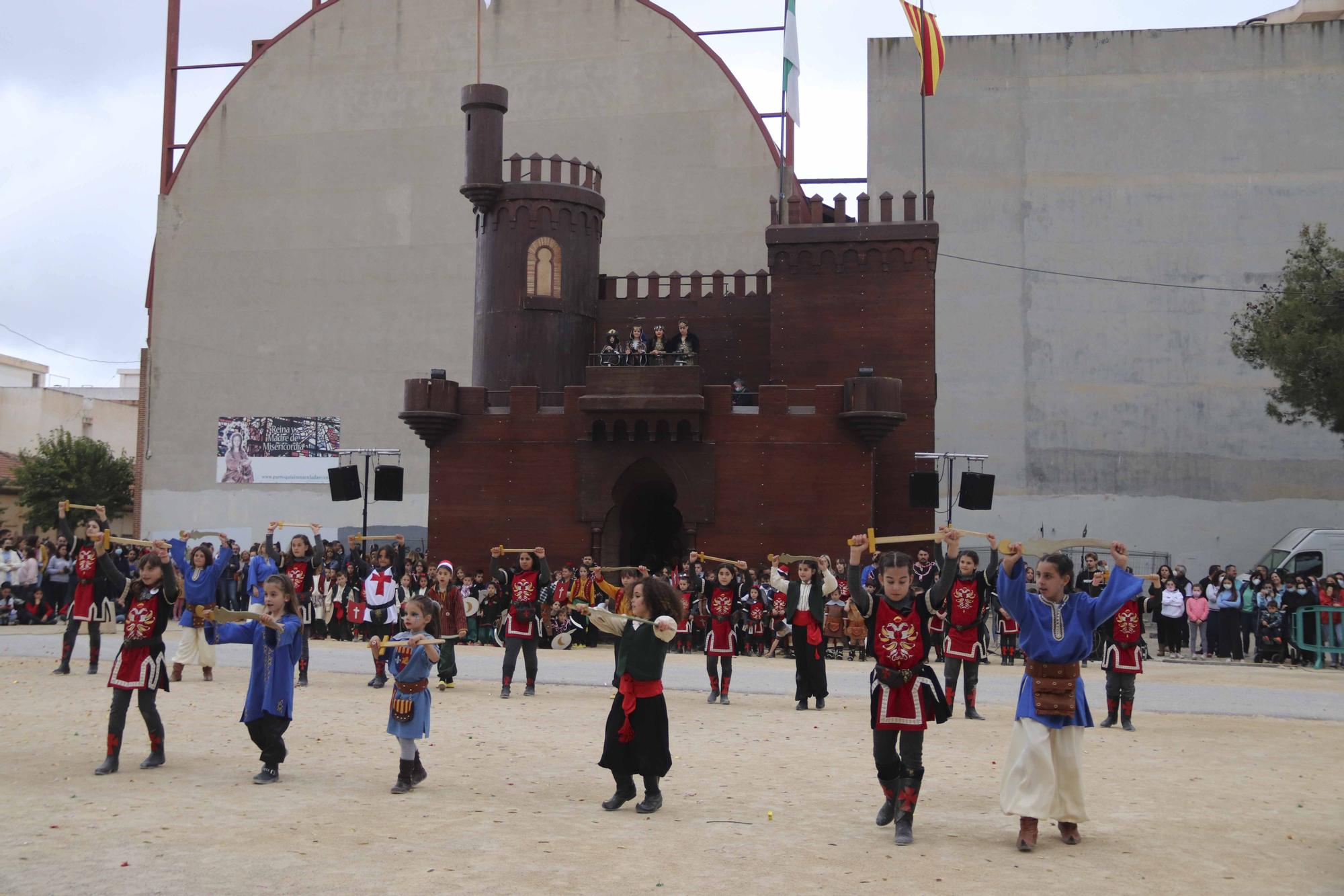 Los niños toman el castillo y reconquistan San Vicente