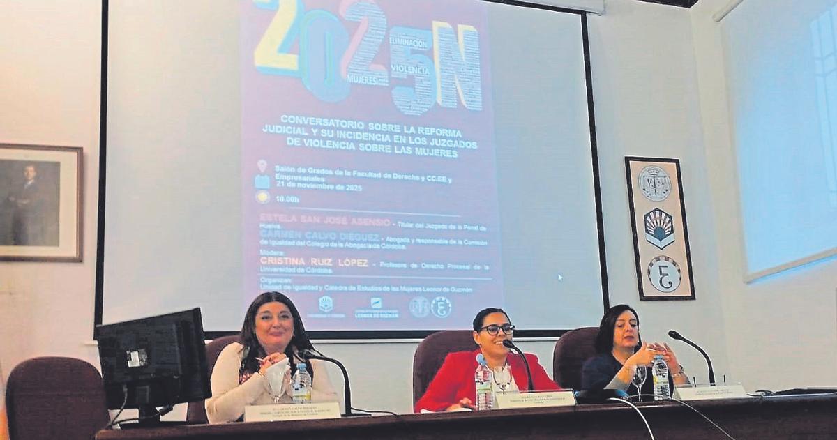 Actividad del 25N celebrada en Derecho.