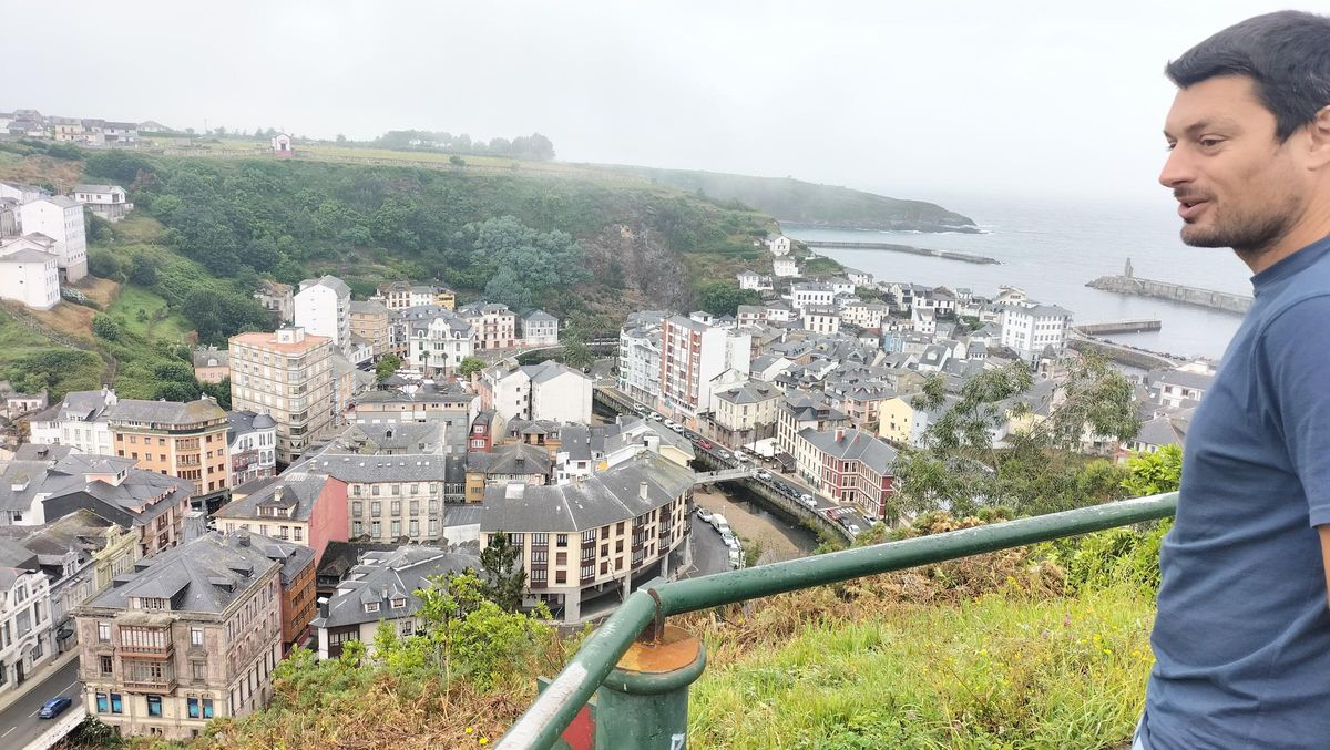 Vistas a Luarca desde La Funiar.