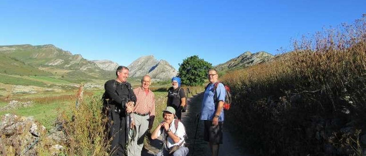 Senderistas en la ruta.