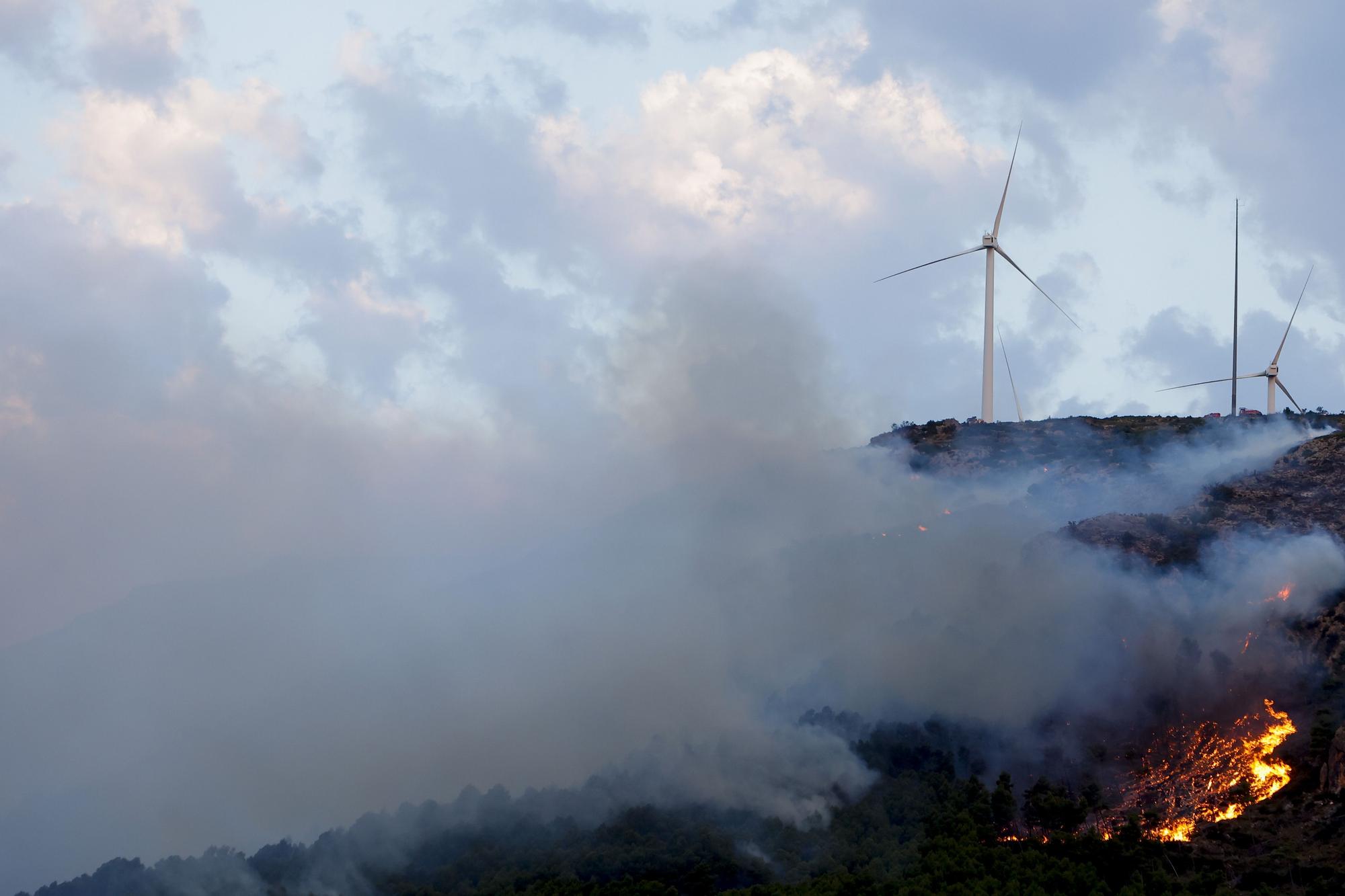 Desoladoras imágenes del incendio de Bejís