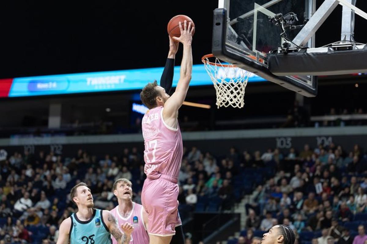 Dekker, en una acción del encuentro ante el Wolves Vilnius