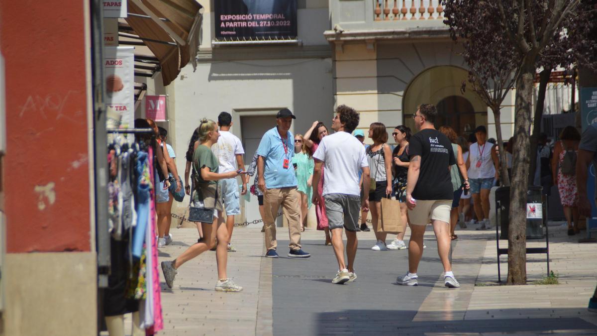 Ambient als carrers de Figueres.