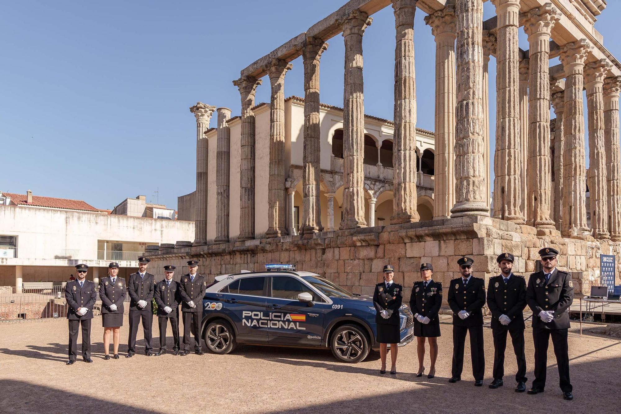 Las imágenes de la celebración del día de la Policía Nacional en Mérida