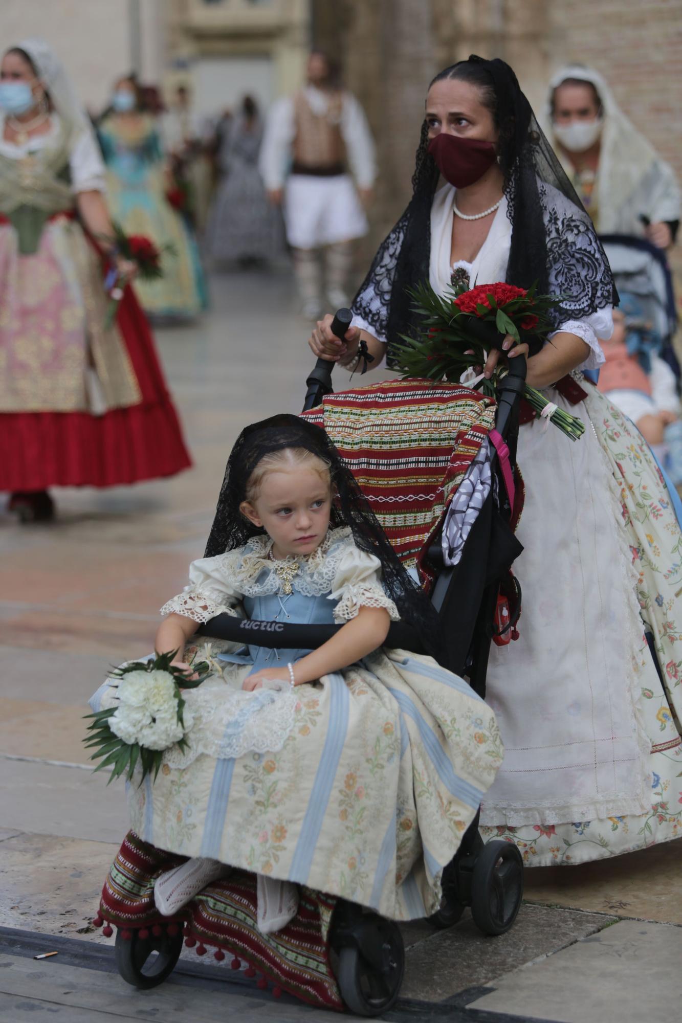 Búscate en el segundo día de Ofrenda por la calle de la Mar (entre las 19.00 y las 20.00 horas)