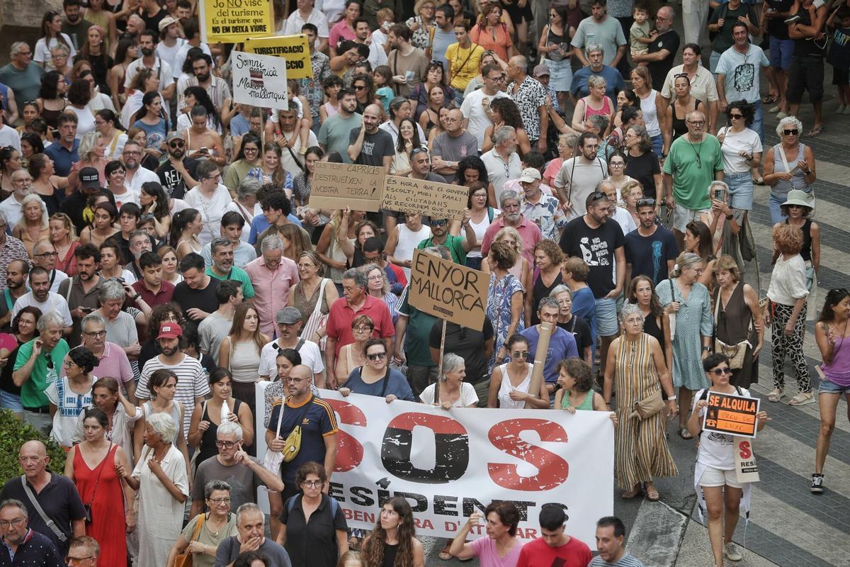 Manifestación 26J Menys Turisme, Més Vida