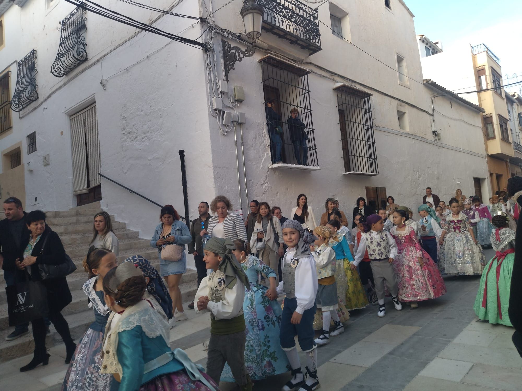 La fiesta más auténtica: Teulada vibra con el traslado de Sant Vicent Ferrer a su ermita