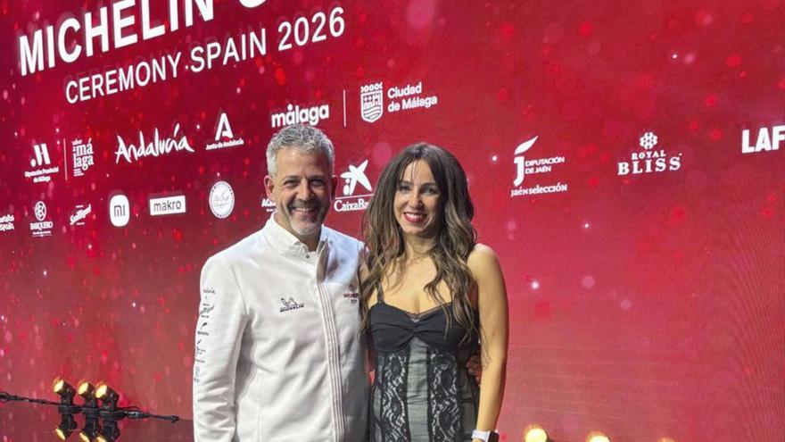 Miguel González y su mujer, Laura Nóvoa, en la gala Michelín.