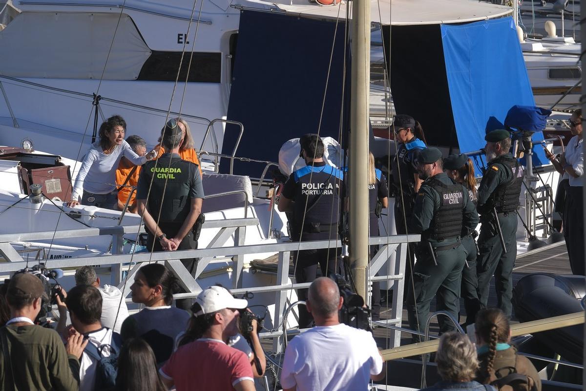 Desahucio en el Muelle Deportivo