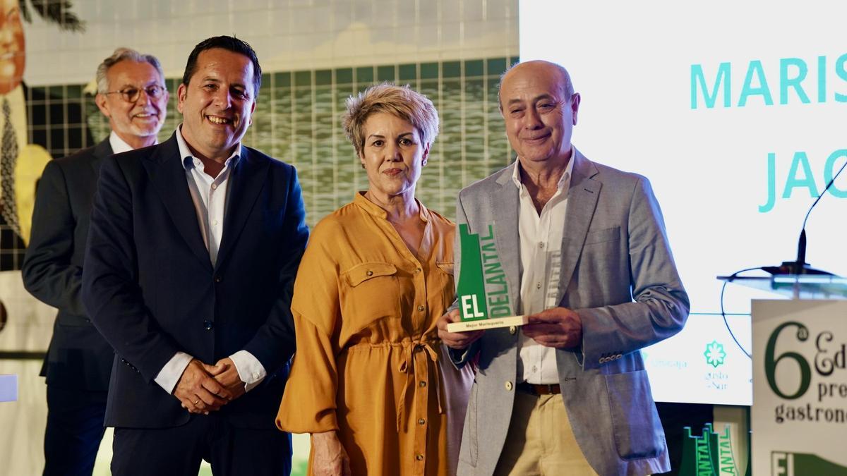 Alberto Sánchez, director gral. de Grupo Doña Francisquita, entregó uno de los Premios El Delantal.