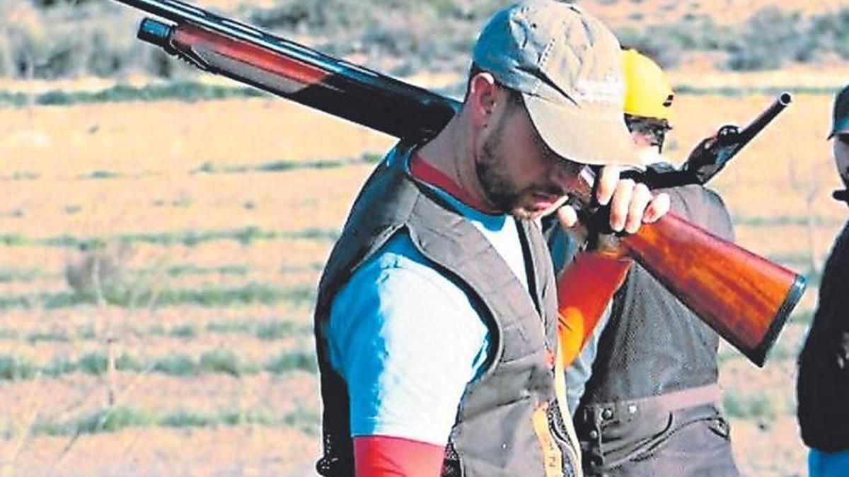 Un cazador murciano en una de sus jornadas.