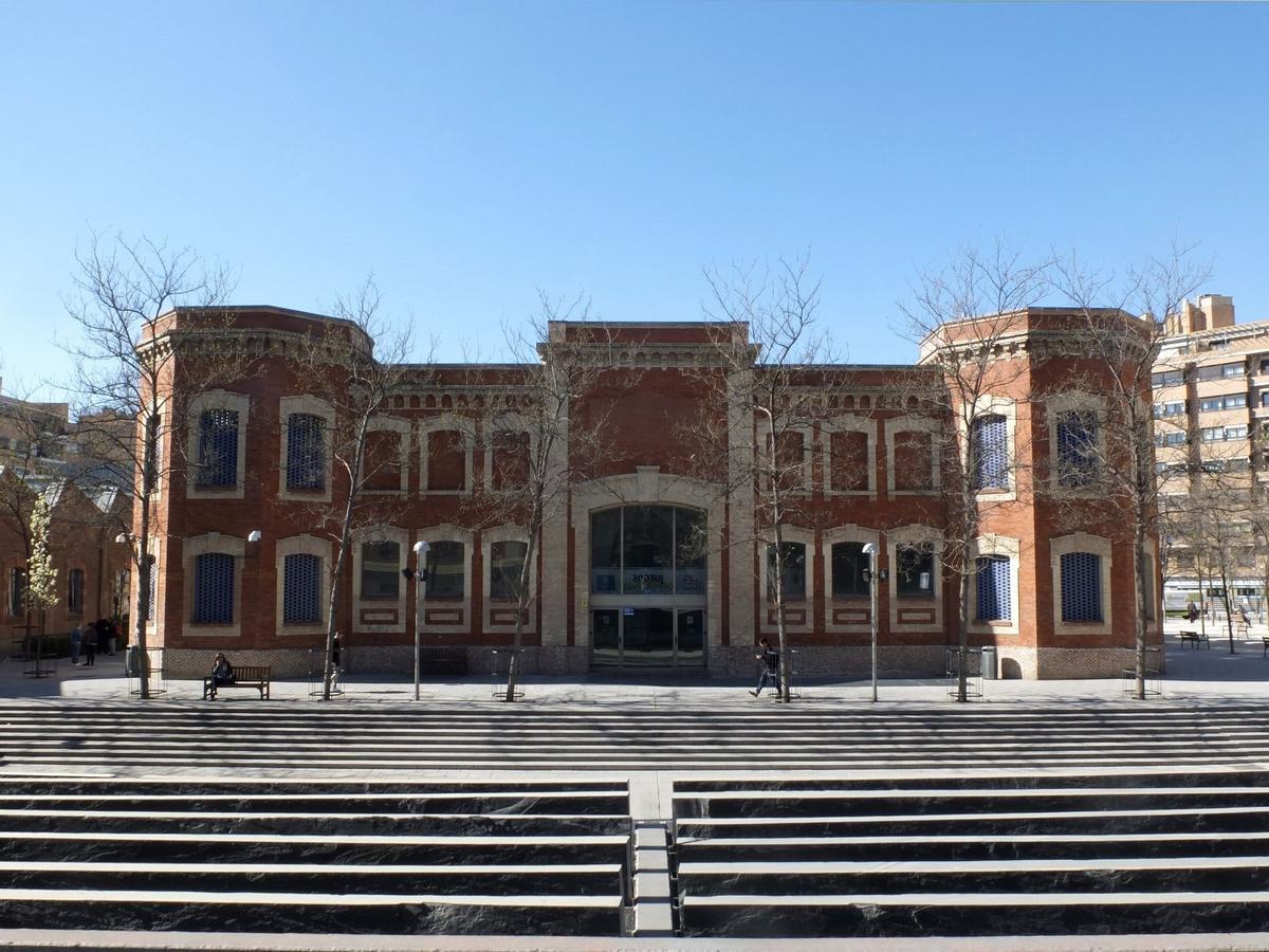 El Centro Deportivo Municipal Daoíz y Velarde, situado en el distrito de Retiro.