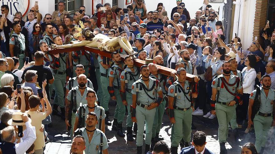 La Legión en Córdoba con el Vía Crucis de la Caridad
