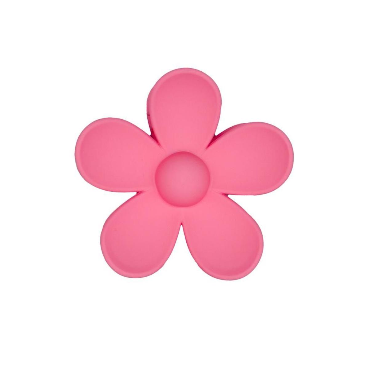 belleza: Flower pin o cómo lucir el accesorio para el cabello de moda