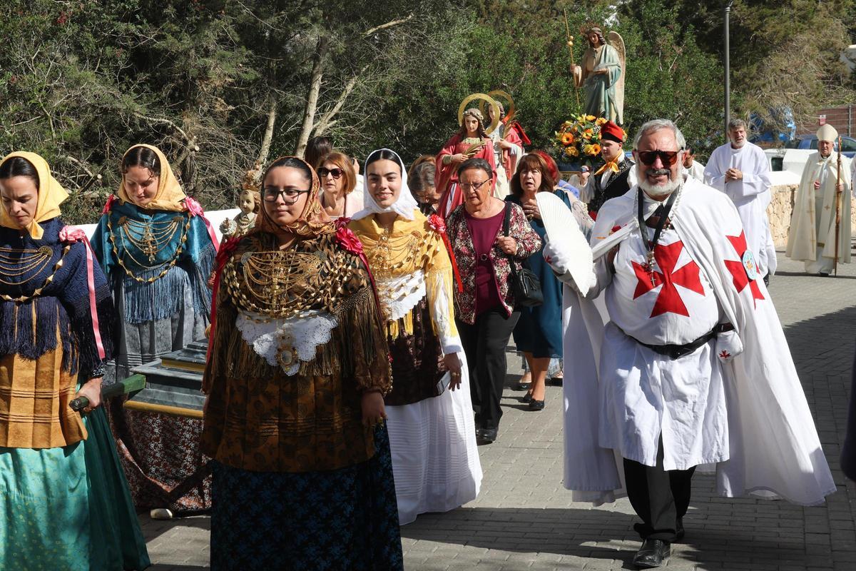 Todas las fotos de las fiestas patronales de Sant Rafel Todas las fotos de las fiestas patronales de Sant Rafel