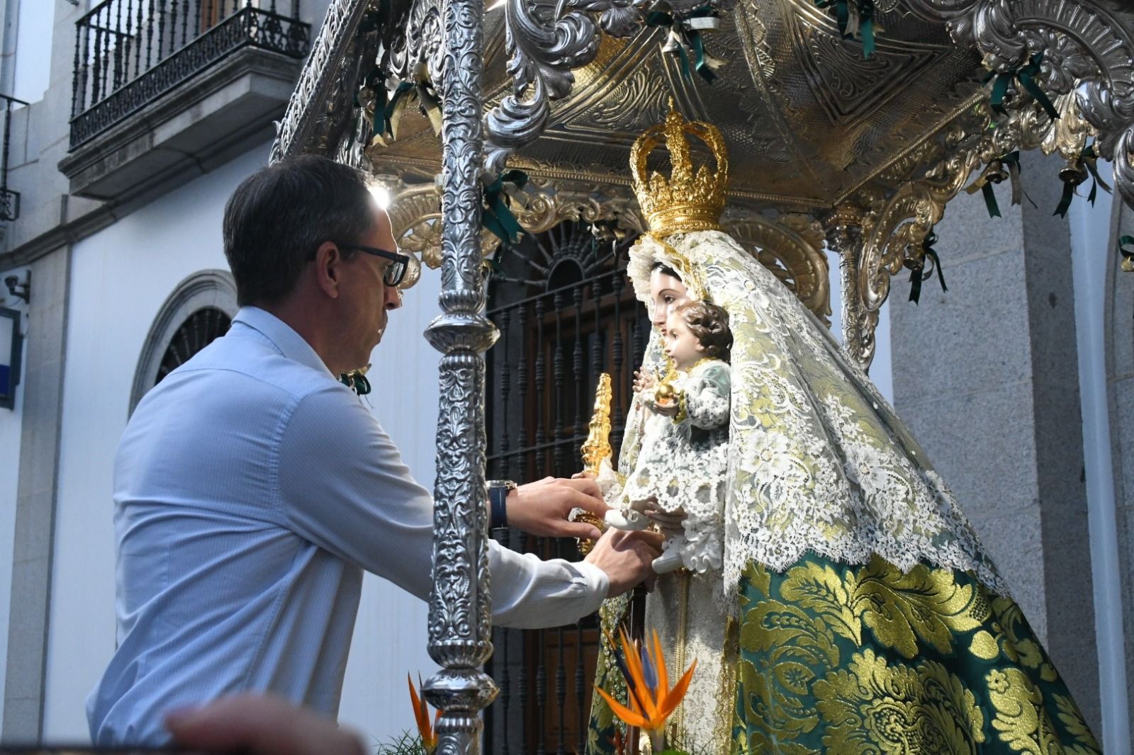 La Virgen de Luna ya está en el santuario de La Jara