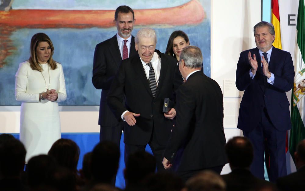 Los Reyes de España presiden la entrega de las distinciones que otorga el Ministerio de Cultura, correspondientes a 2016. José Coronado, Ricardo Darín, El Julio, Pedro Subijana o el Orfeón Donostiarra, entre los premiados.