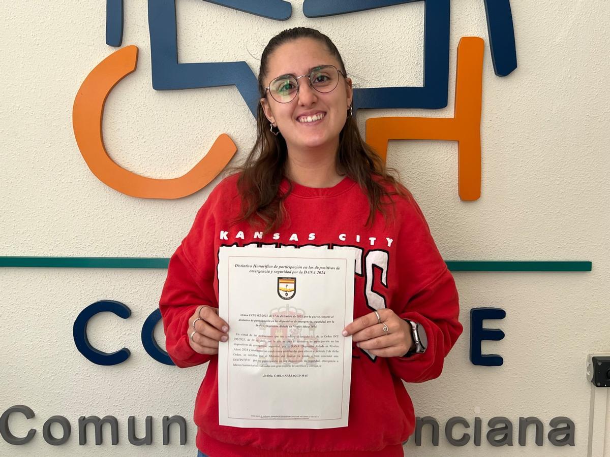 El Ministerio del Interior reconoce la labor de Carla Ferragud, técnica de COCEMFE CV, durante la dana 2024.