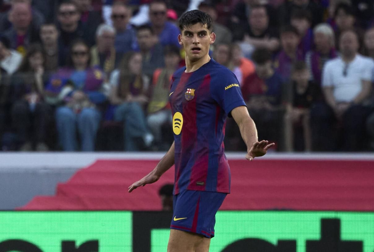 Gerard Martín gana peso en el Barça… con una cuenta pendiente