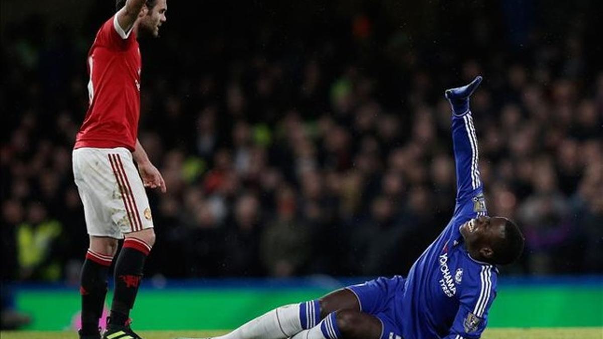 Kurt Zouma en el momento de lesionarse