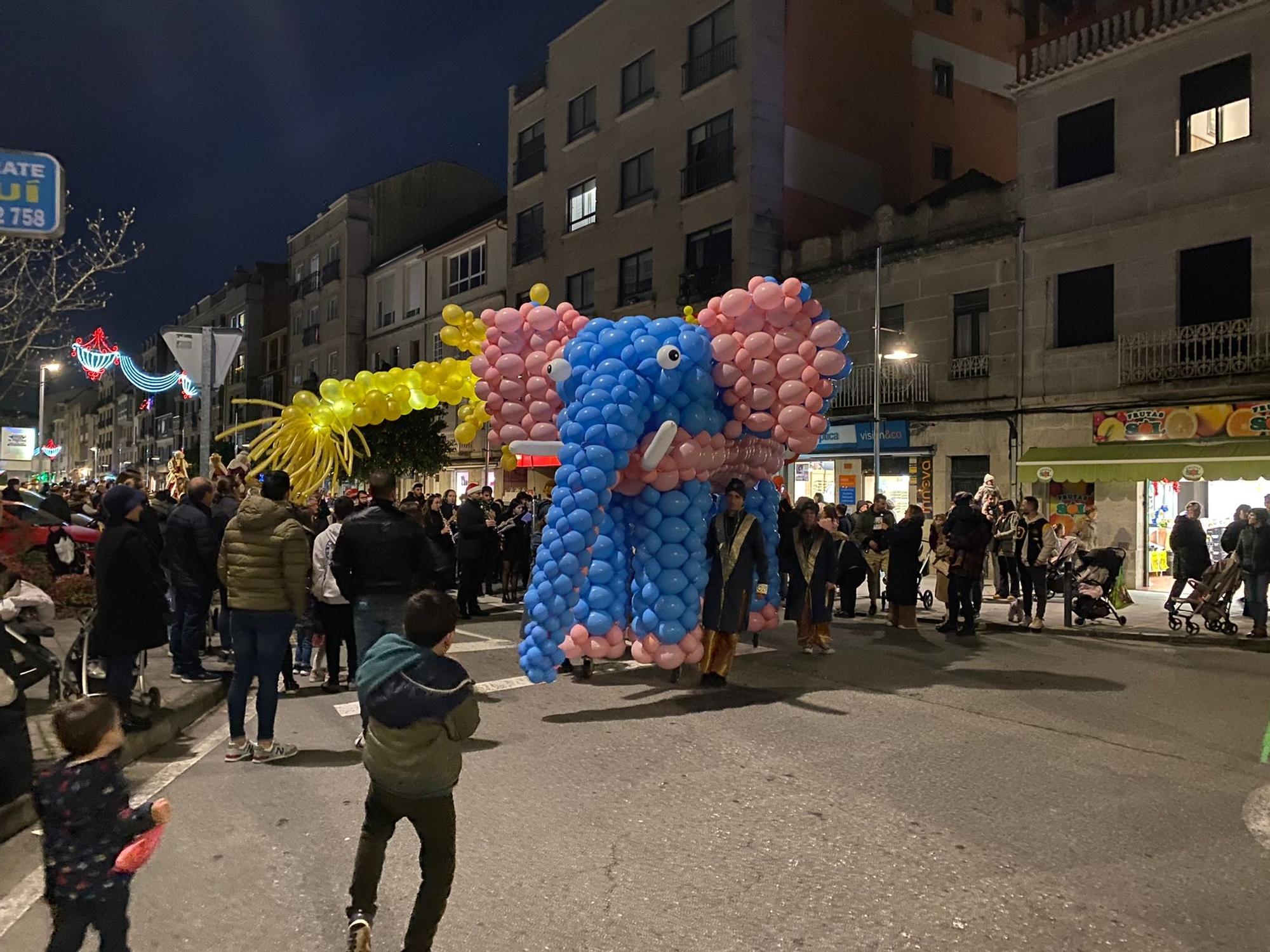 Cabalgata de los Reyes Magos en Moaña, con camellos incluidos