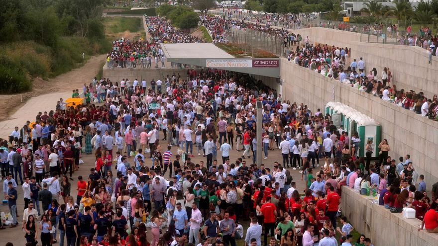 Imagen de archivo de un botellón.