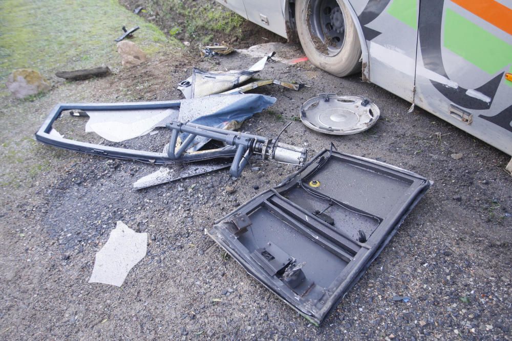 Onze escolars de sisè de primària han resultat ferits en l''accident