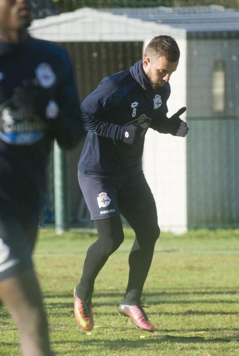 Garitano solo contará con Andone como referencia en ataque para el partido ante el Málaga, pero ha preferido no incluir en la convocatoria a ningún jugador ofensivo procedente del filial.