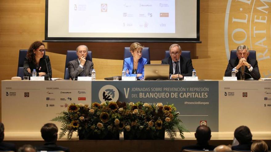 Jornadas jurídicas sobre blanqueo de capitales