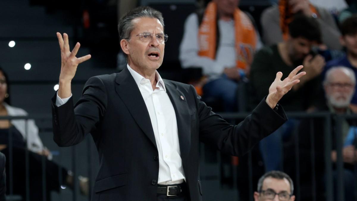 Pedro Martínez, entrenador de Valencia Basket