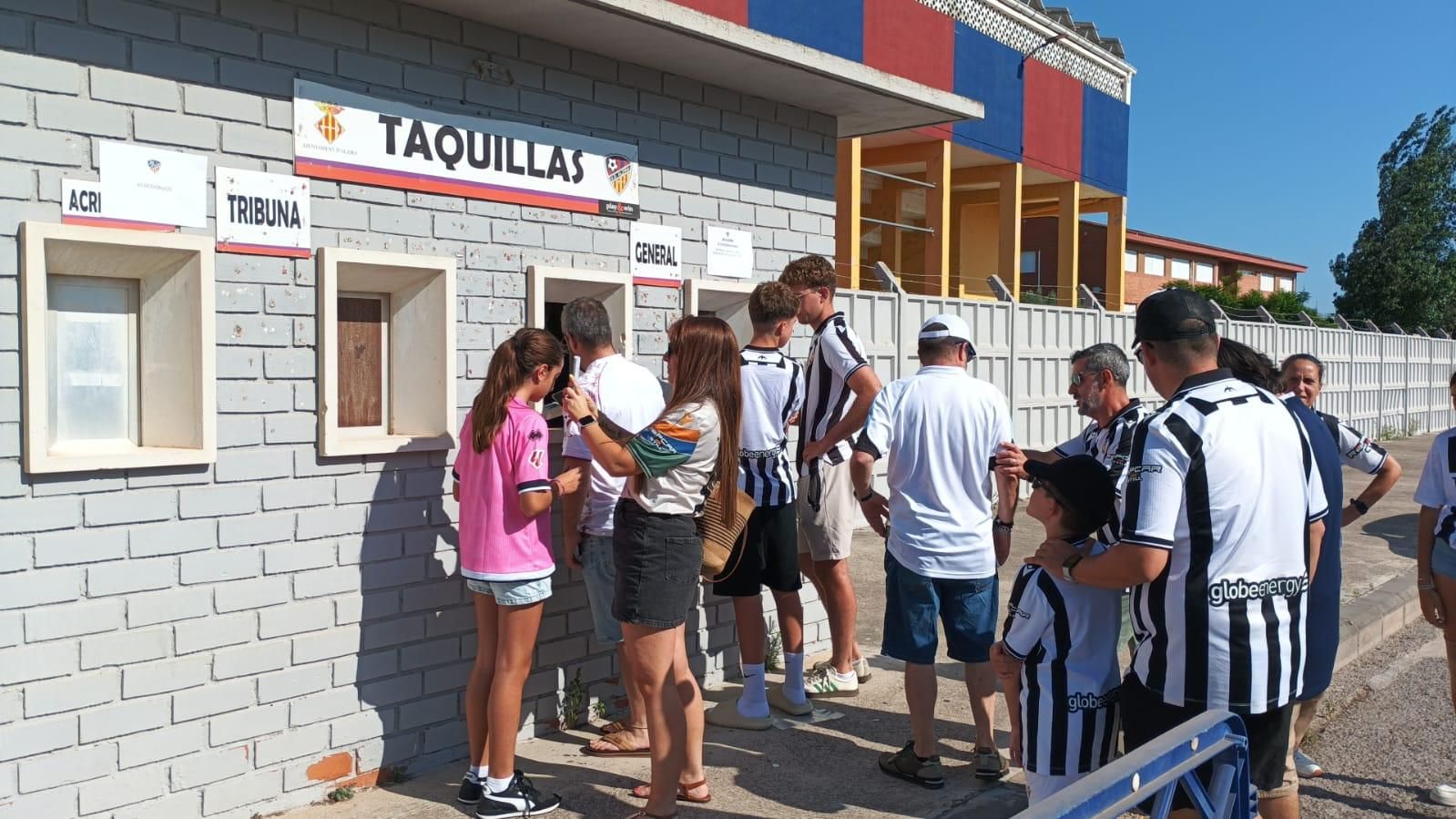 Galería | Las mejores imágenes del Castellón-Al-Riyadh de Alzira