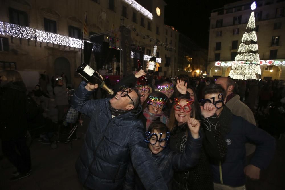 La Nochevieja 2018 en la Plaza del Ayuntamiento de Alicante