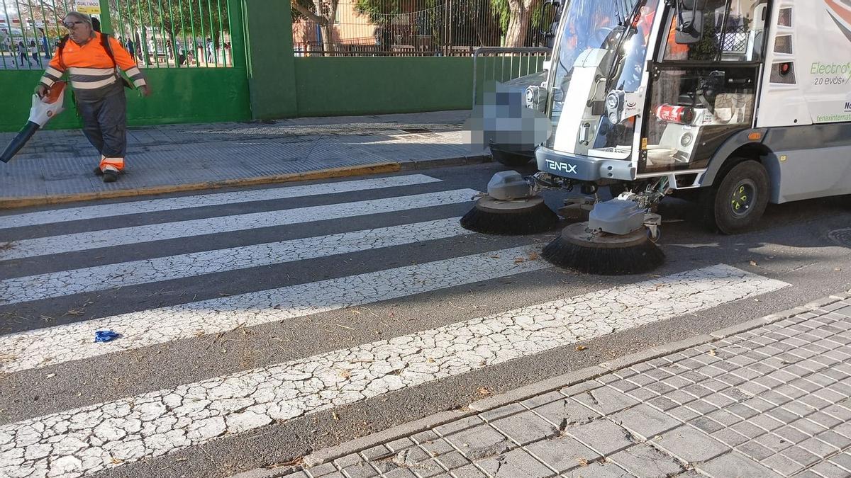 Este mes de diciembre se ha puesto en marcha en Nules el nuevo servicio de limpieza viaria.