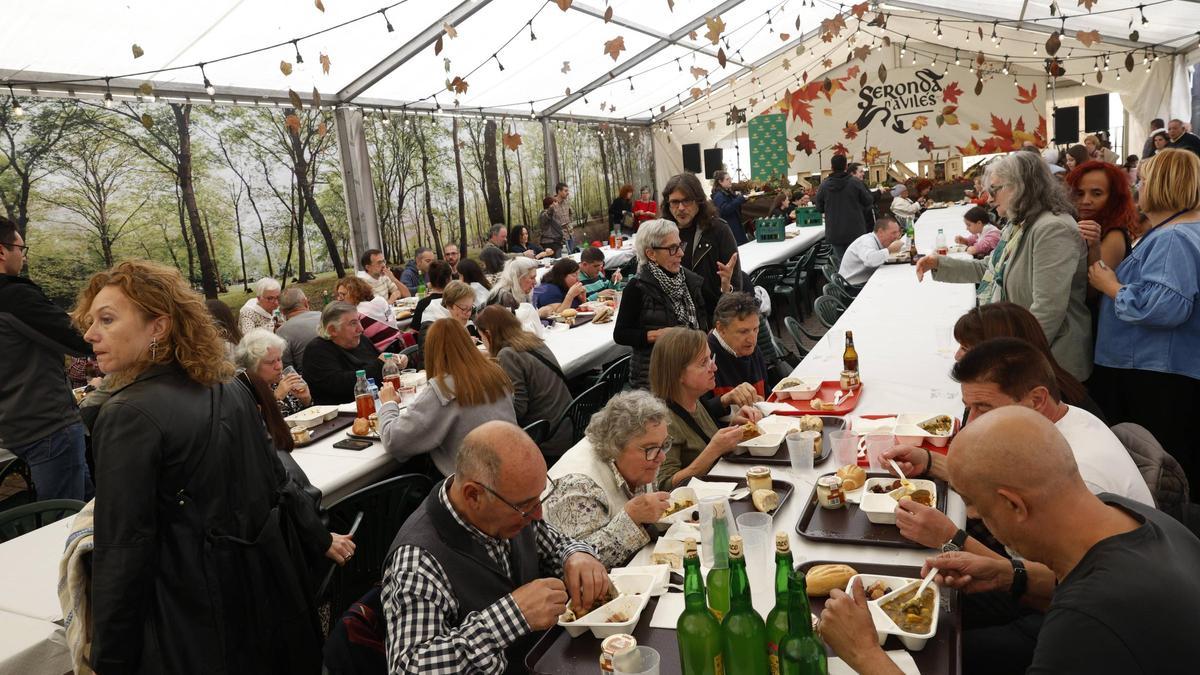EN IMÁGENES: la Seronda congrega a cientos de personas en Avilés