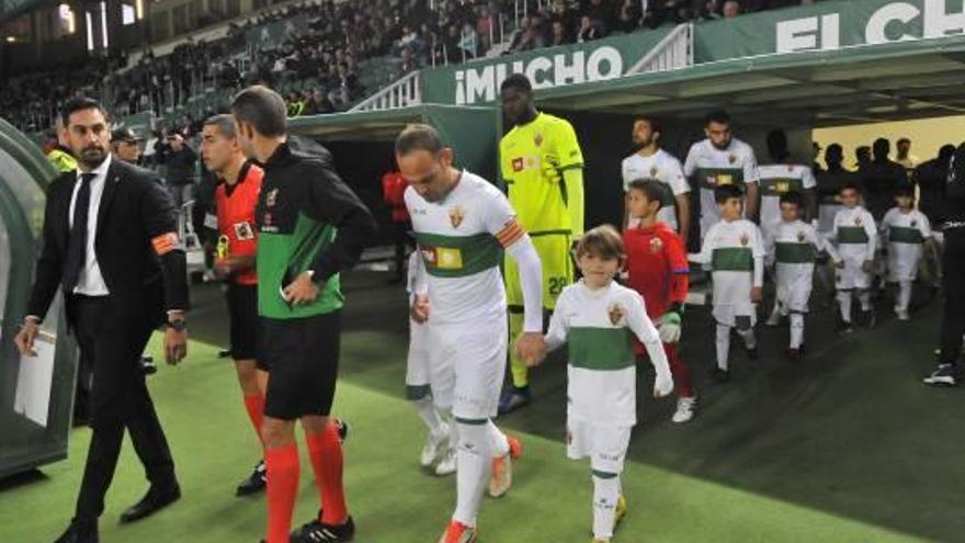 Nino jugó desde el primer minuto el domingo ante el Sporting.