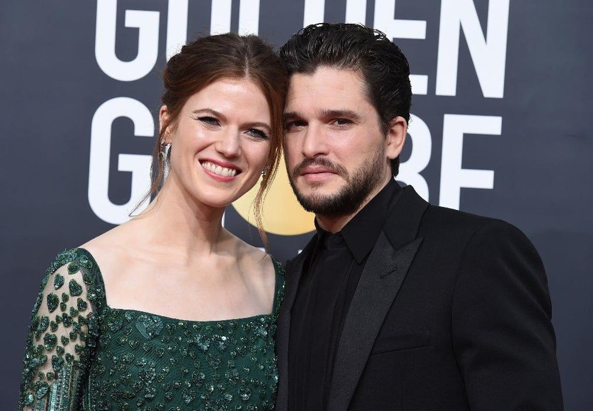 Kit Harrington y Leslie Rose