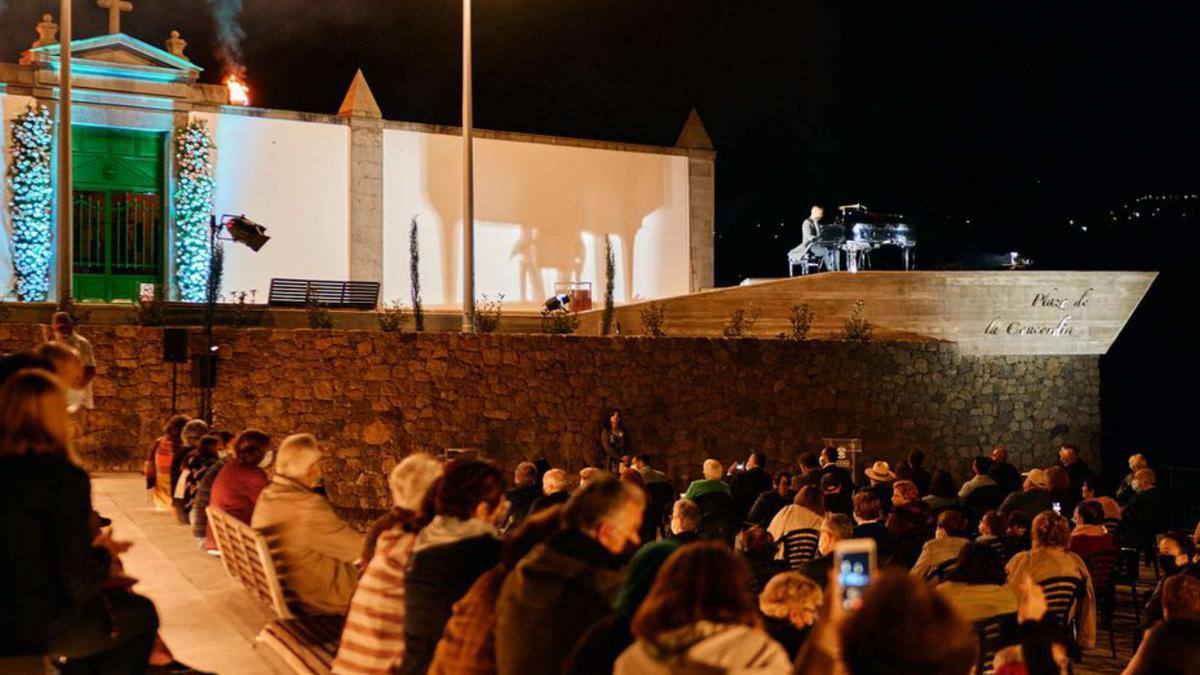 Concierto en durante la inauguración de la Plaza de la Concordia. | | LP/DLP